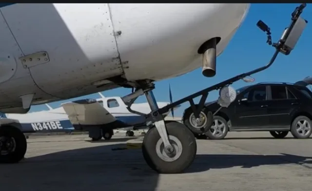Cessna Cruiser powered tow bar