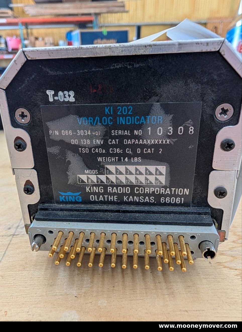 PY-0008 02-data-plate-connectors.jpg