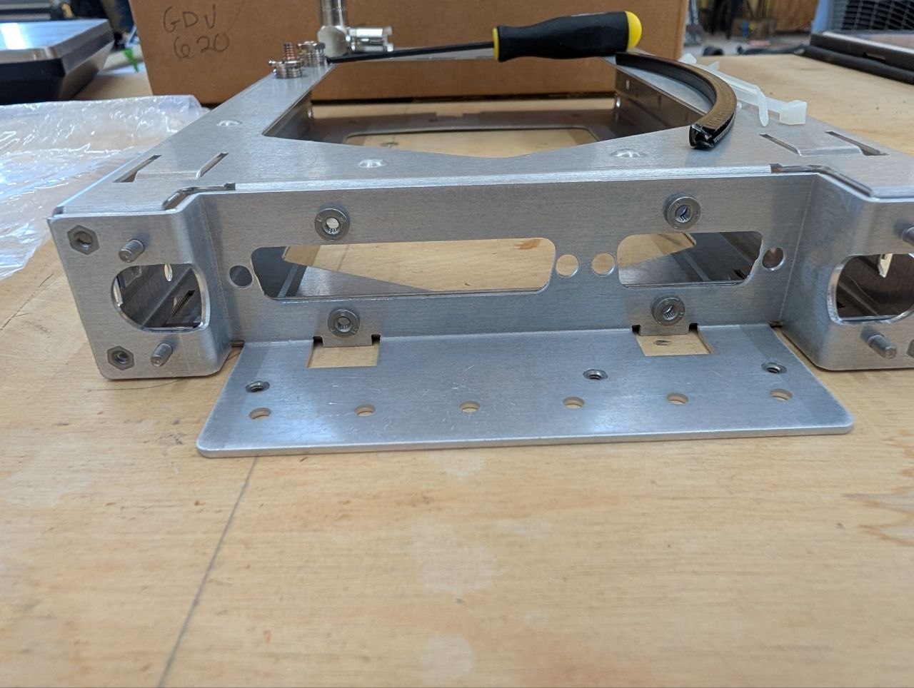 Garmin SL40 Installation Kit 013-00121-00 / 424-2006-201 — Two Available — PY-0030 — image 3