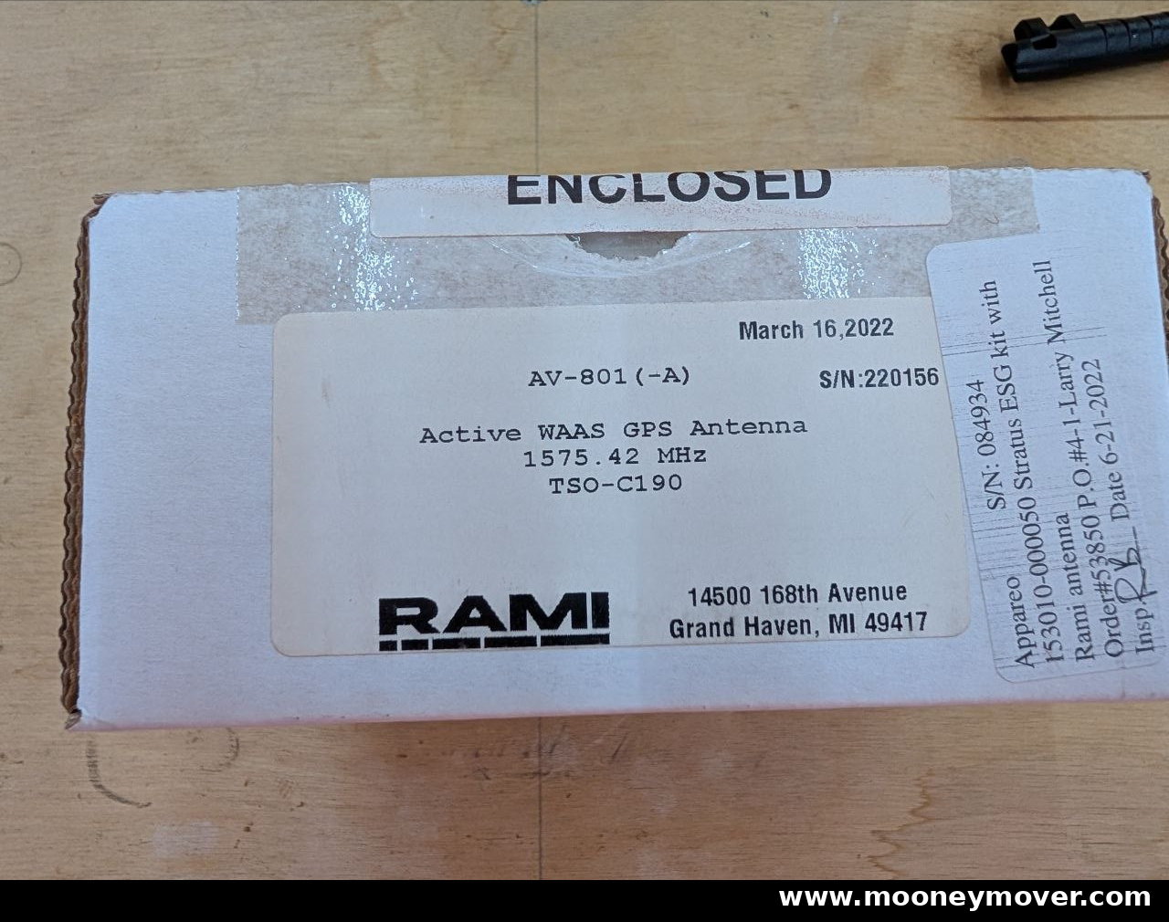 PY-0044 — 01 sealed box manufacturer and kit labels — actual item or package view